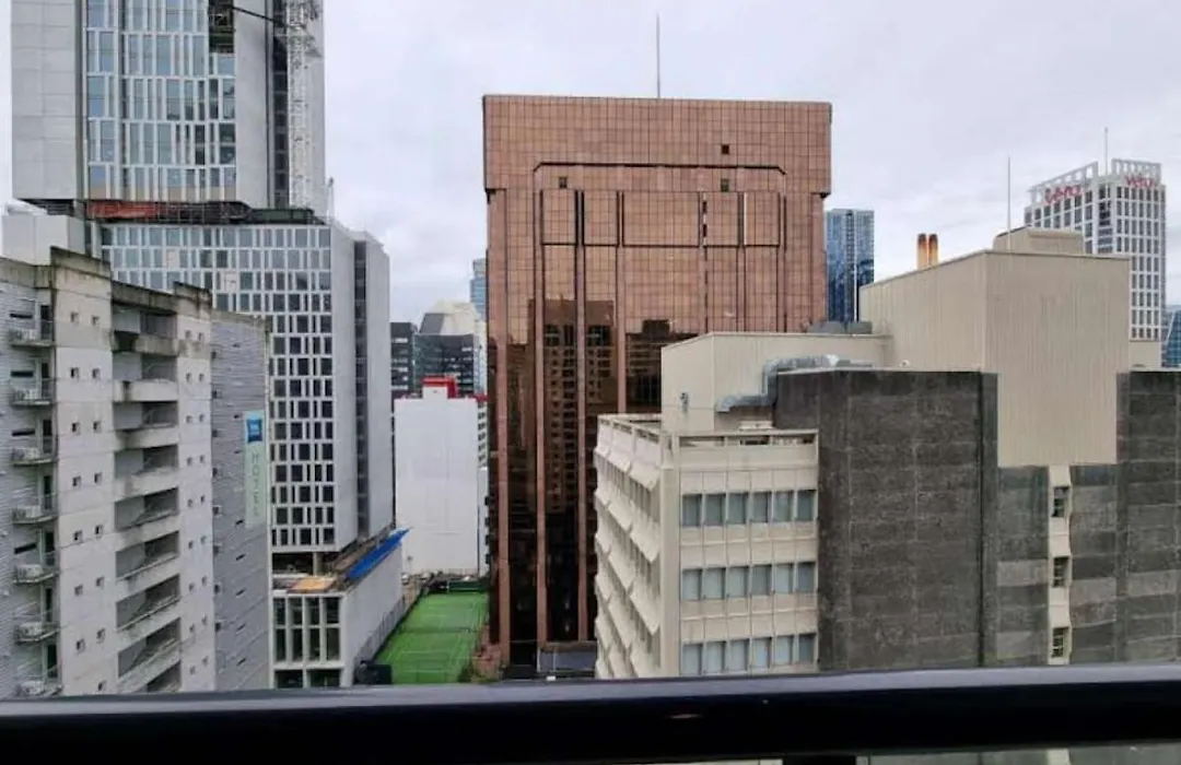 Metroview Studio In Cbd With Air-Con, Pool And Gym-1