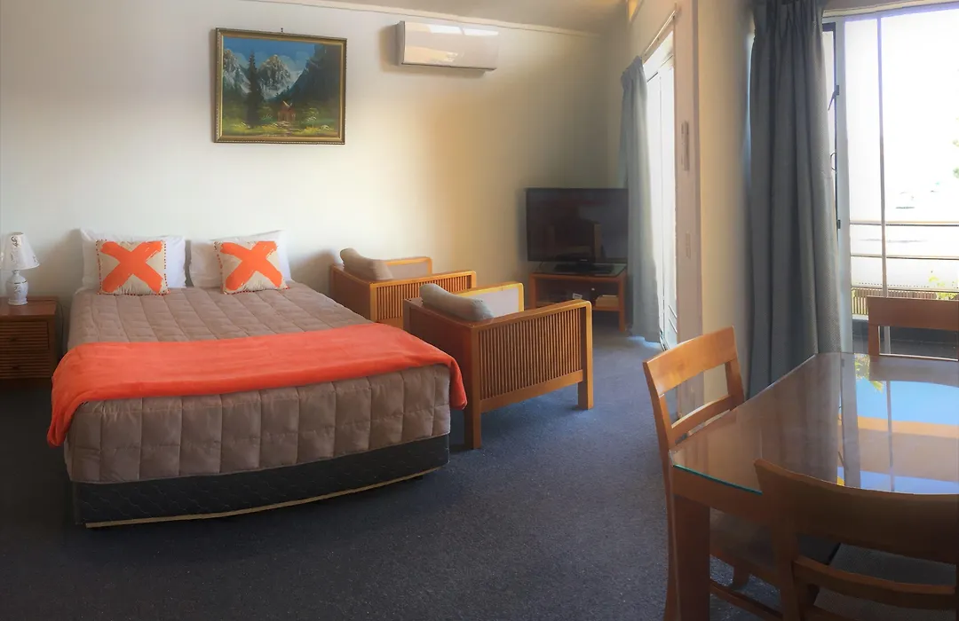Bucklands Beach Waterfront Motel-1