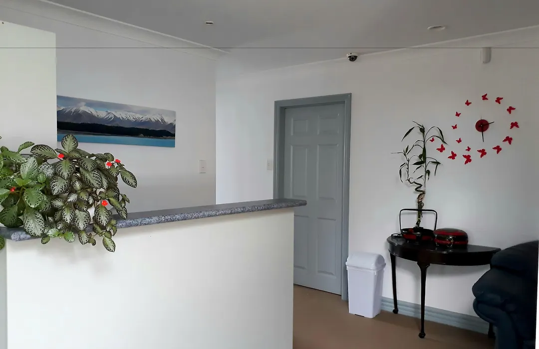 Lush & Co Auckland Bed & Breakfast-1