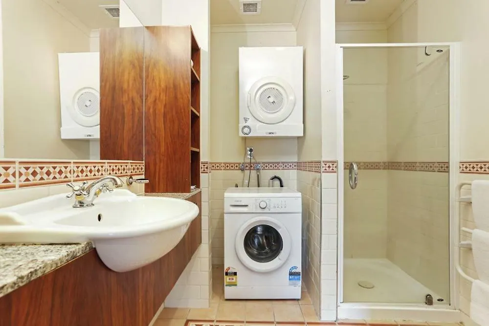 Princes Wharf Waterfront 2 Bedrooms Apartment Viaduct Cbd-1