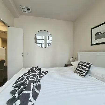 Urban Deco Apartment On Queen Street-2