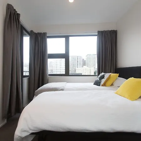 Perfect Location With Harbour Views-2