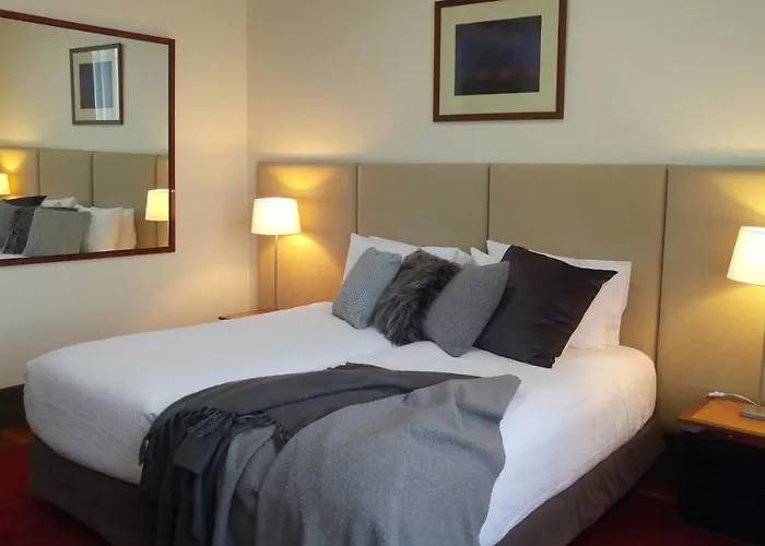 Heritage Apartments - Auckland Cbd - Rooftop Pool, Spas, Gyms & Saunas