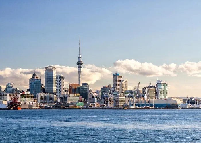 Modern 2 Bedroom Apartment In Auckland Cbd With Parking acceptant les animaux