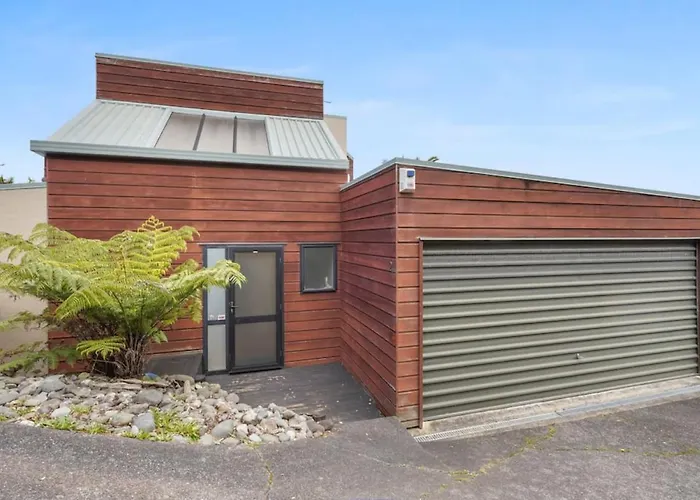Elegant 2Br Family Home - Aircon - 5Min To Beach Auckland