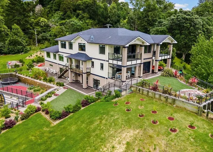 Luxe Whitford Mansion - Pool - Tennis Court Villa Auckland