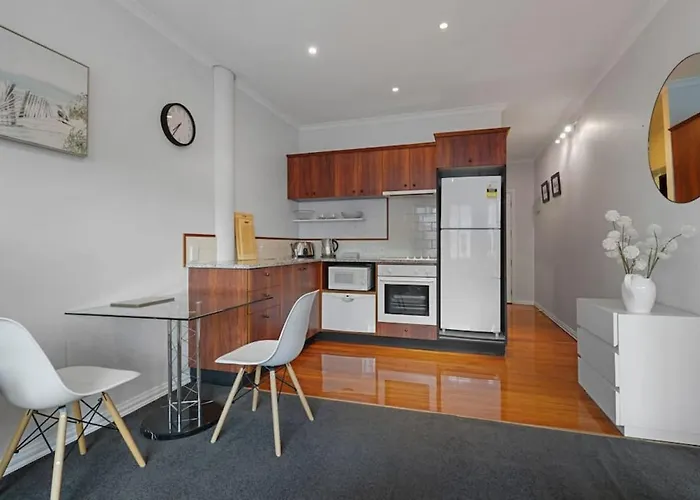 Superb Apt In Princess Wharf - Steps To Viaduct Auckland