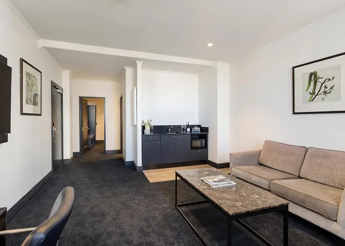 Hoteles cerca de Galería de Arte Toi o Tamaki
