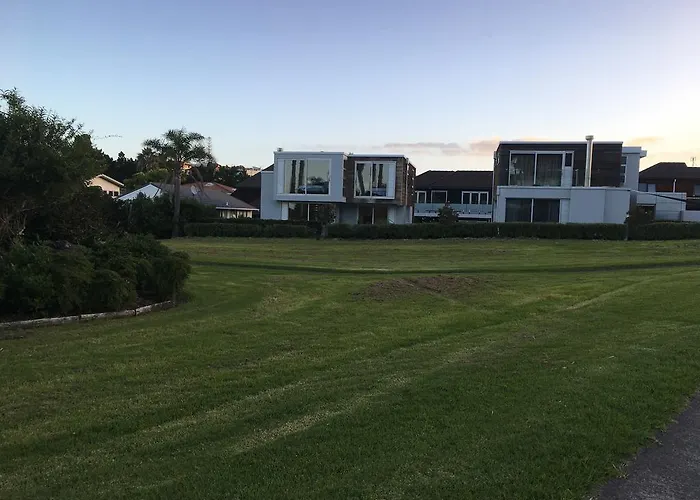 The Beach View House, Milford Auckland privado